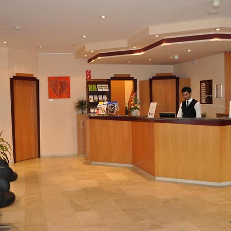 Trip Inn Hotel Frankfurt Airport Rüsselsheim Dış mekan fotoğraf