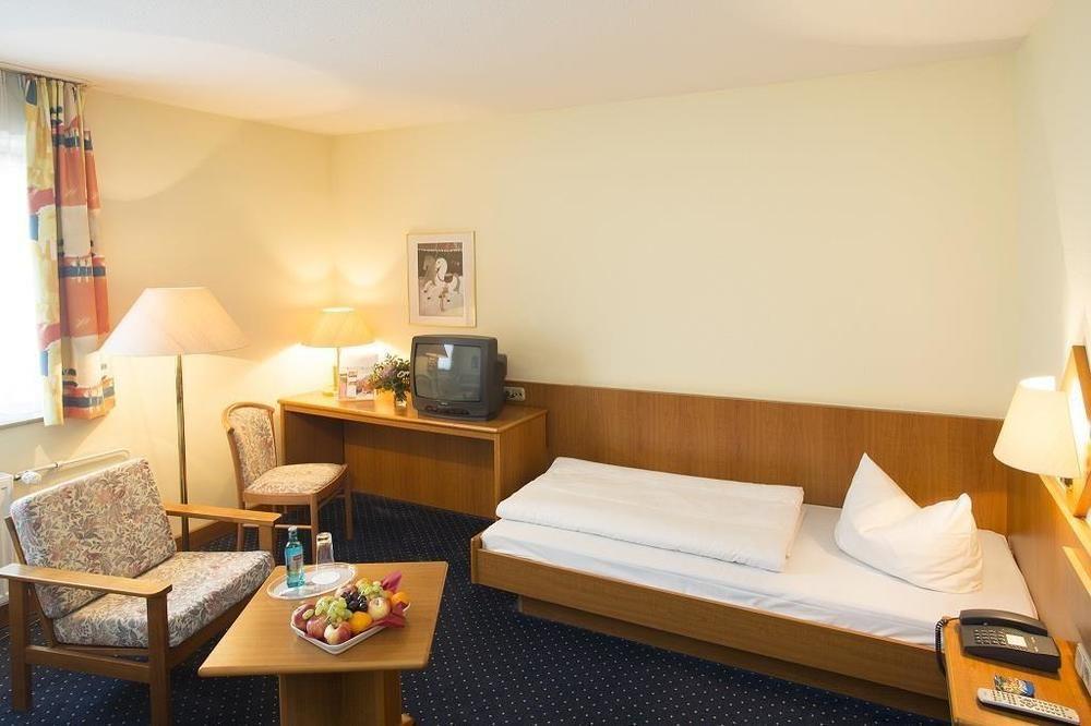 Trip Inn Hotel Frankfurt Airport Rüsselsheim Dış mekan fotoğraf
