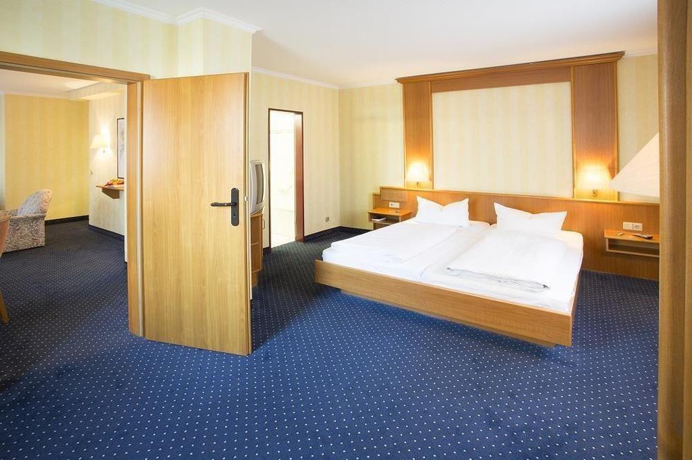 Trip Inn Hotel Frankfurt Airport Rüsselsheim Dış mekan fotoğraf