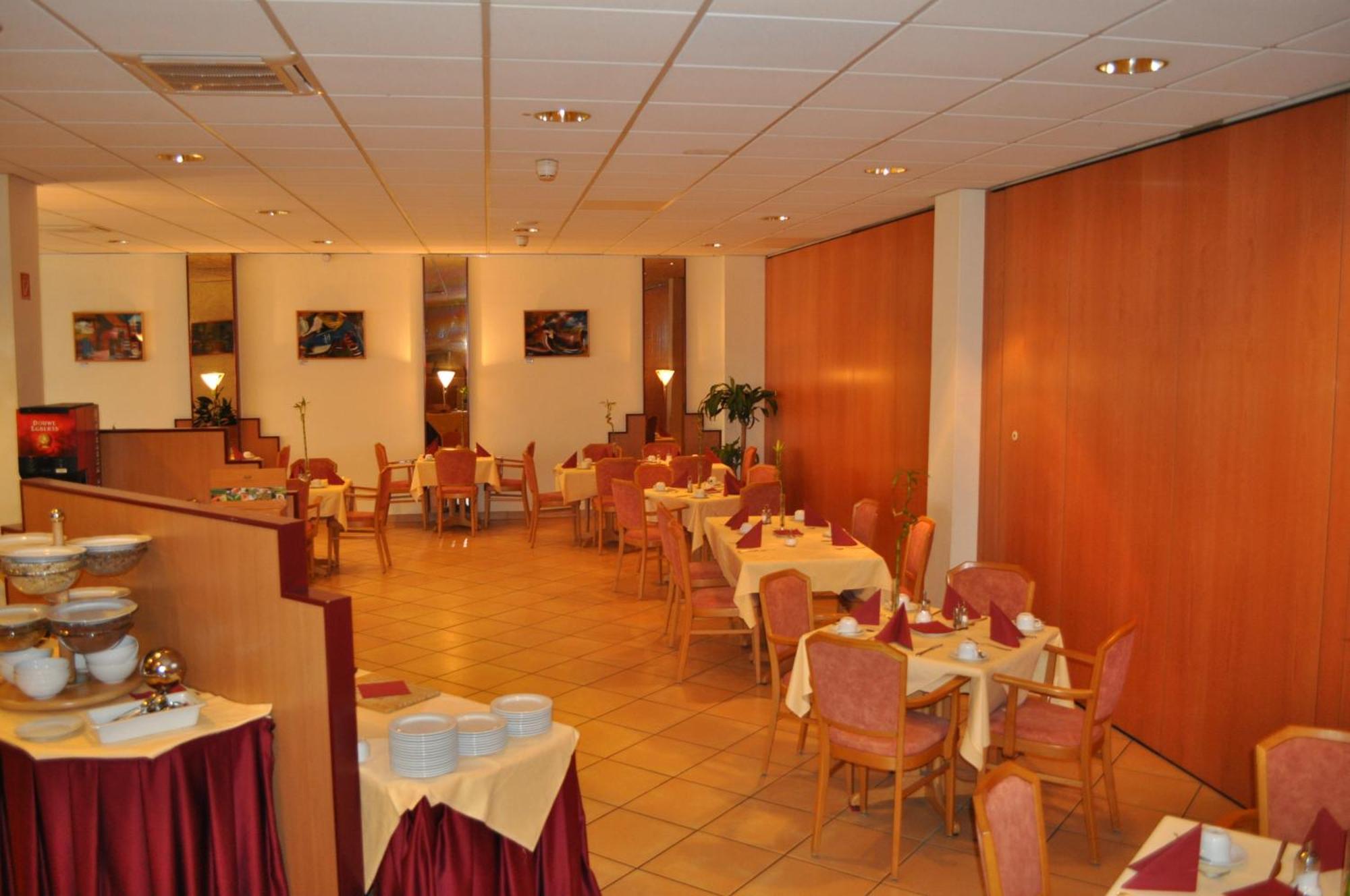 Trip Inn Hotel Frankfurt Airport Rüsselsheim Dış mekan fotoğraf