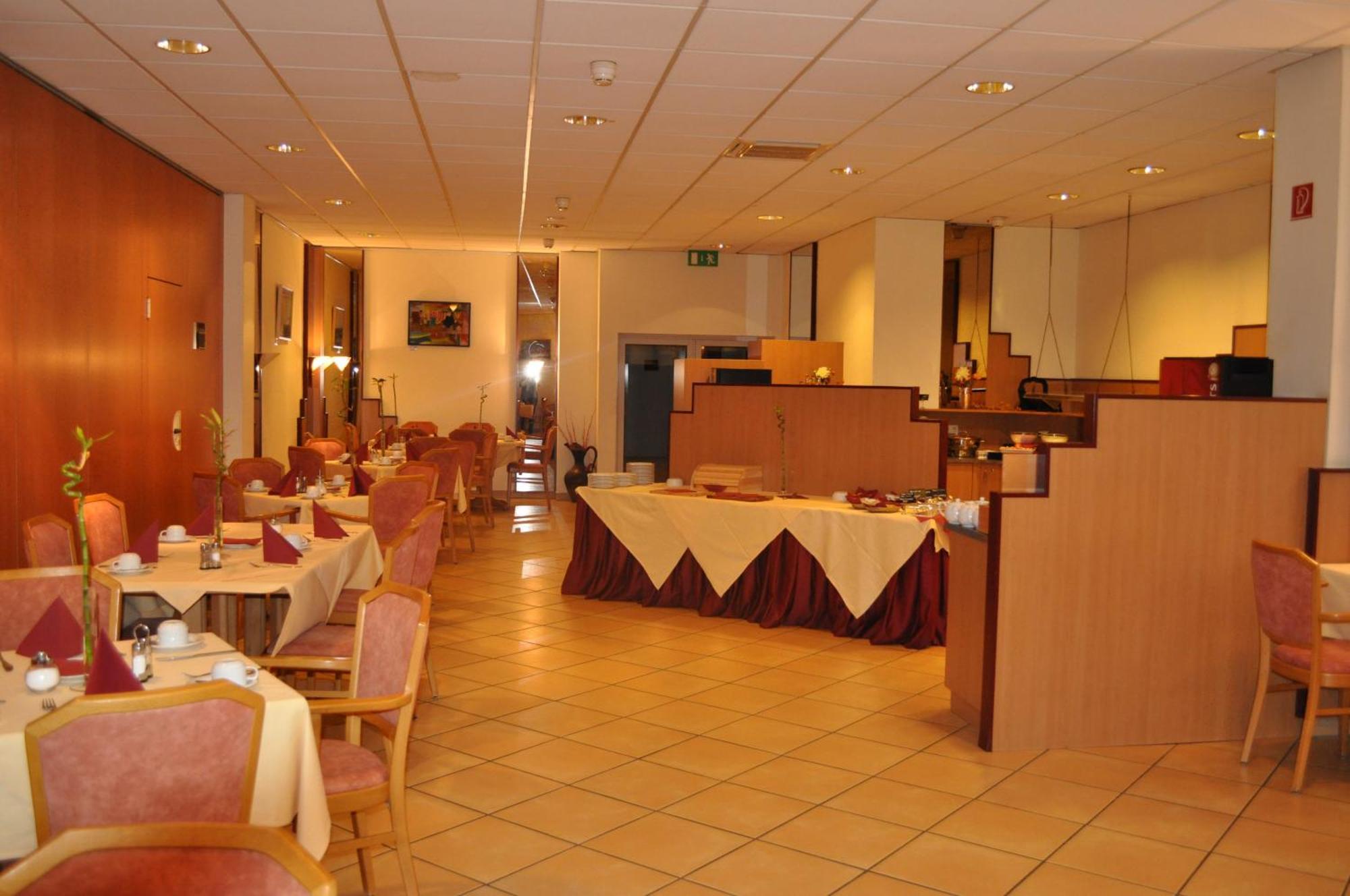 Trip Inn Hotel Frankfurt Airport Rüsselsheim Dış mekan fotoğraf