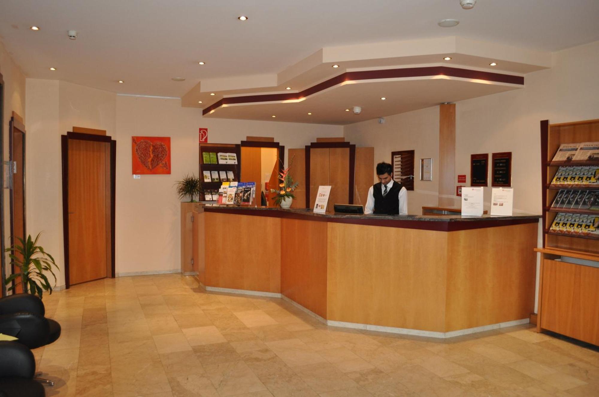 Trip Inn Hotel Frankfurt Airport Rüsselsheim Dış mekan fotoğraf