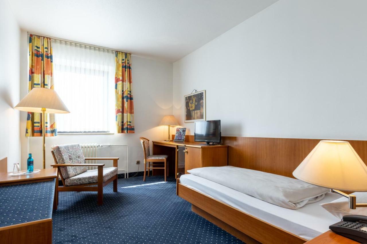 Trip Inn Hotel Frankfurt Airport Rüsselsheim Dış mekan fotoğraf