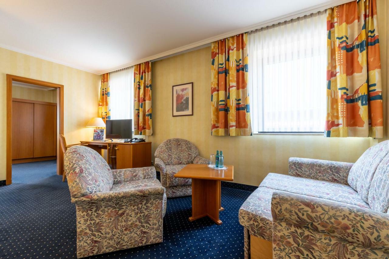 Trip Inn Hotel Frankfurt Airport Rüsselsheim Dış mekan fotoğraf