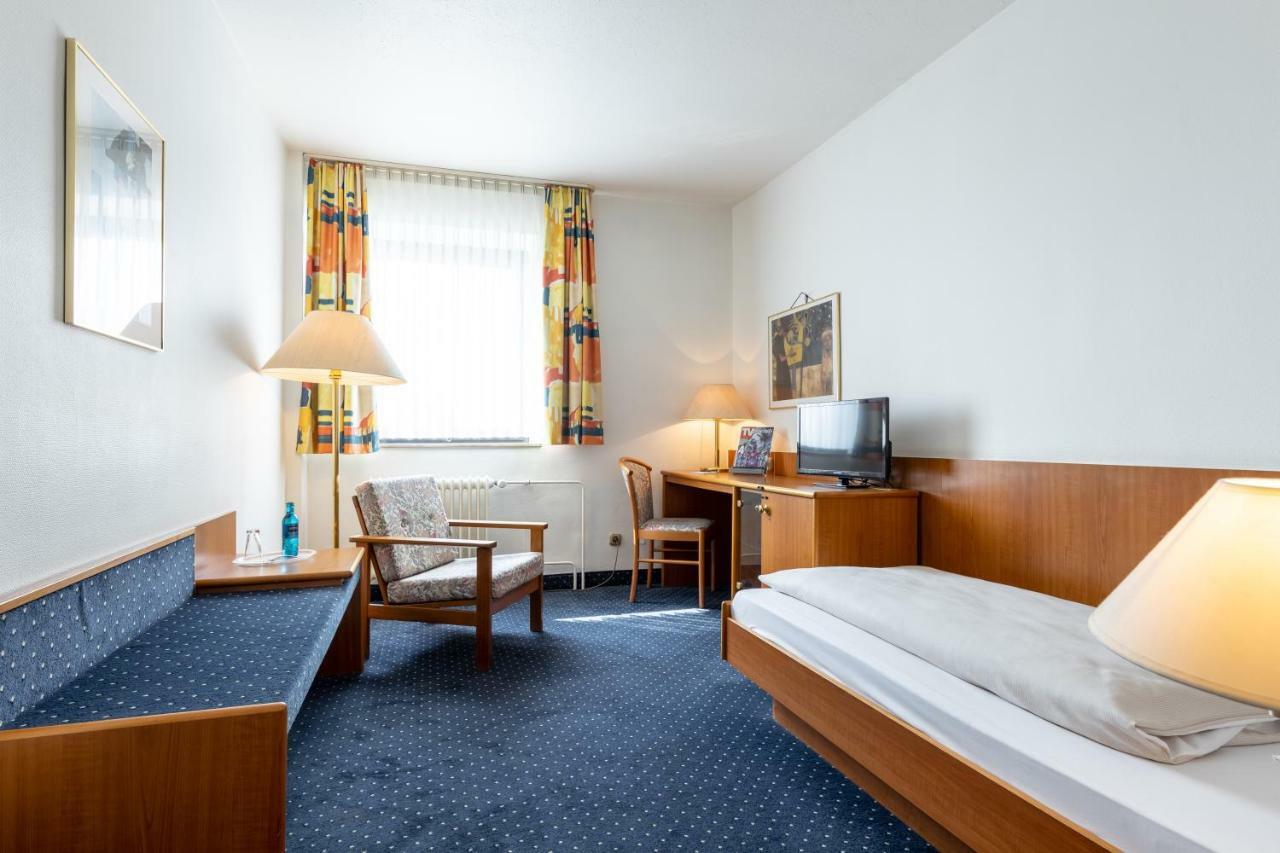 Trip Inn Hotel Frankfurt Airport Rüsselsheim Dış mekan fotoğraf