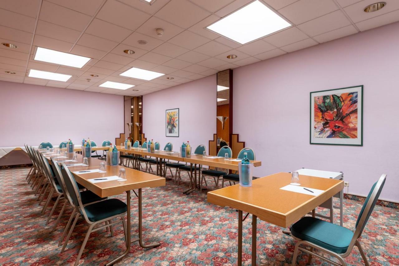 Trip Inn Hotel Frankfurt Airport Rüsselsheim Dış mekan fotoğraf